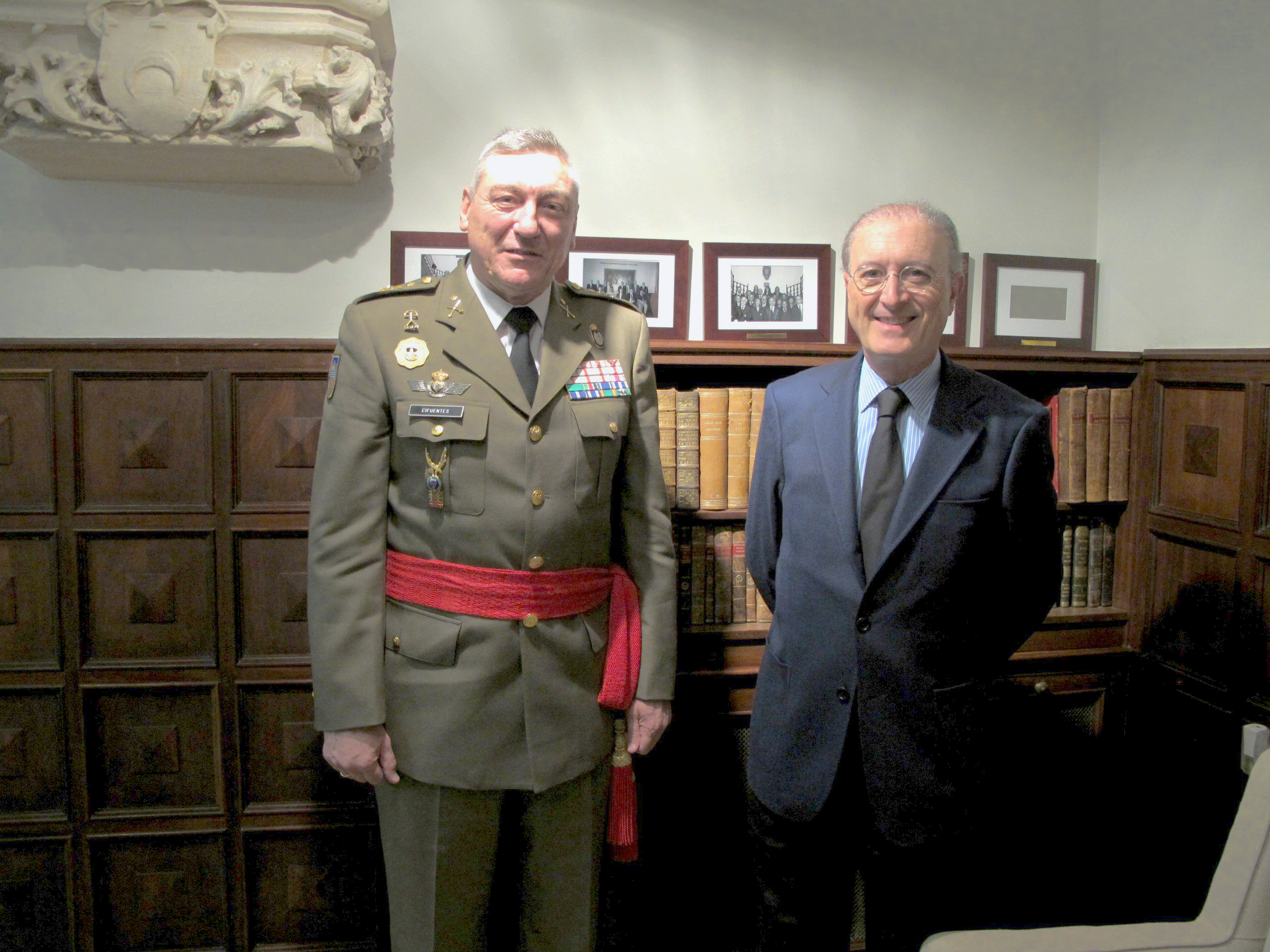 El presidente del TSJIB recibe al nuevo Comandante general de Baleares, Juan Cifuentes Álvarez